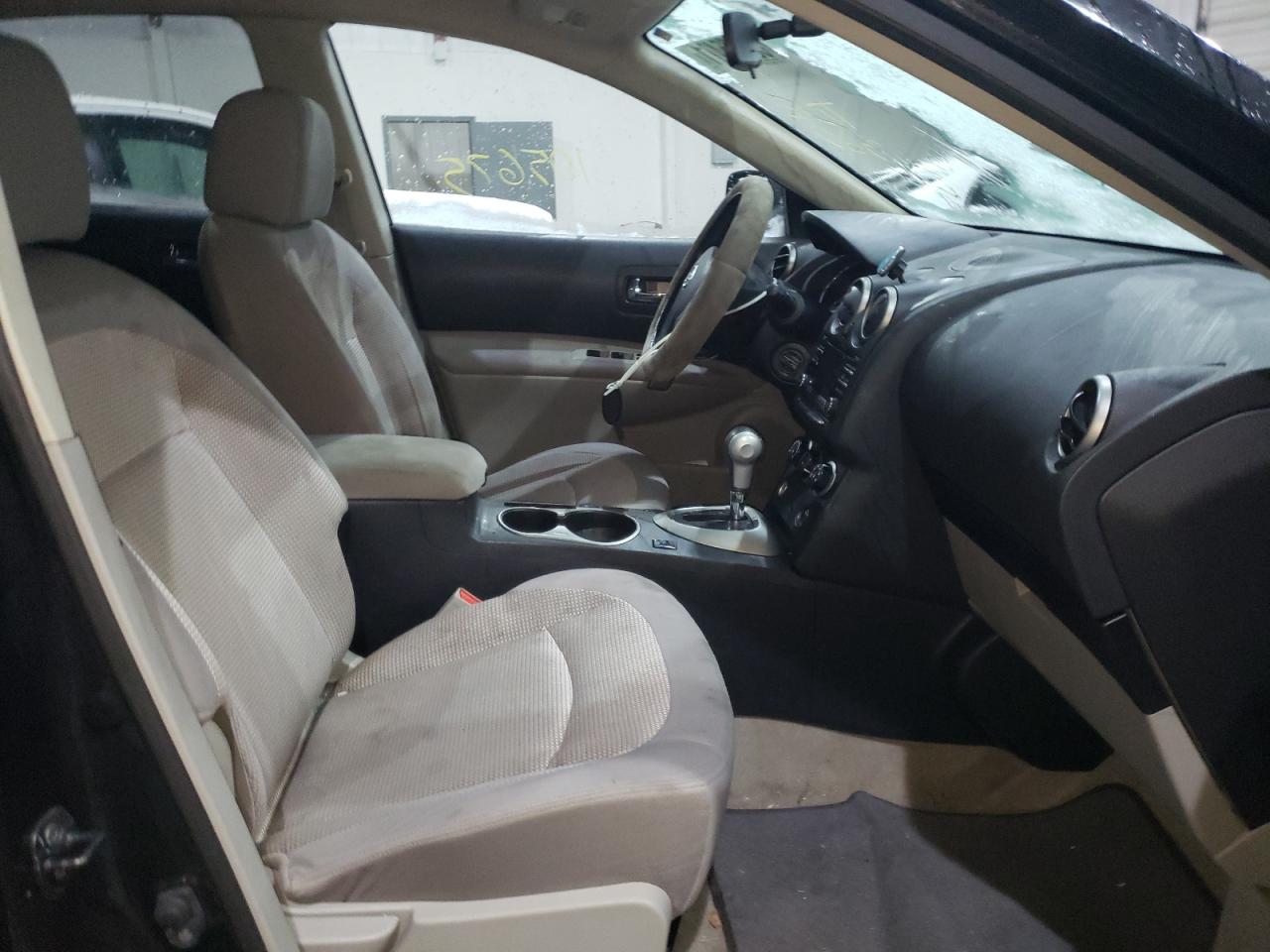 Photo 5 from auction – 2012 NISSAN ROGUE S with VIN JN8AS5MV3CW710324
