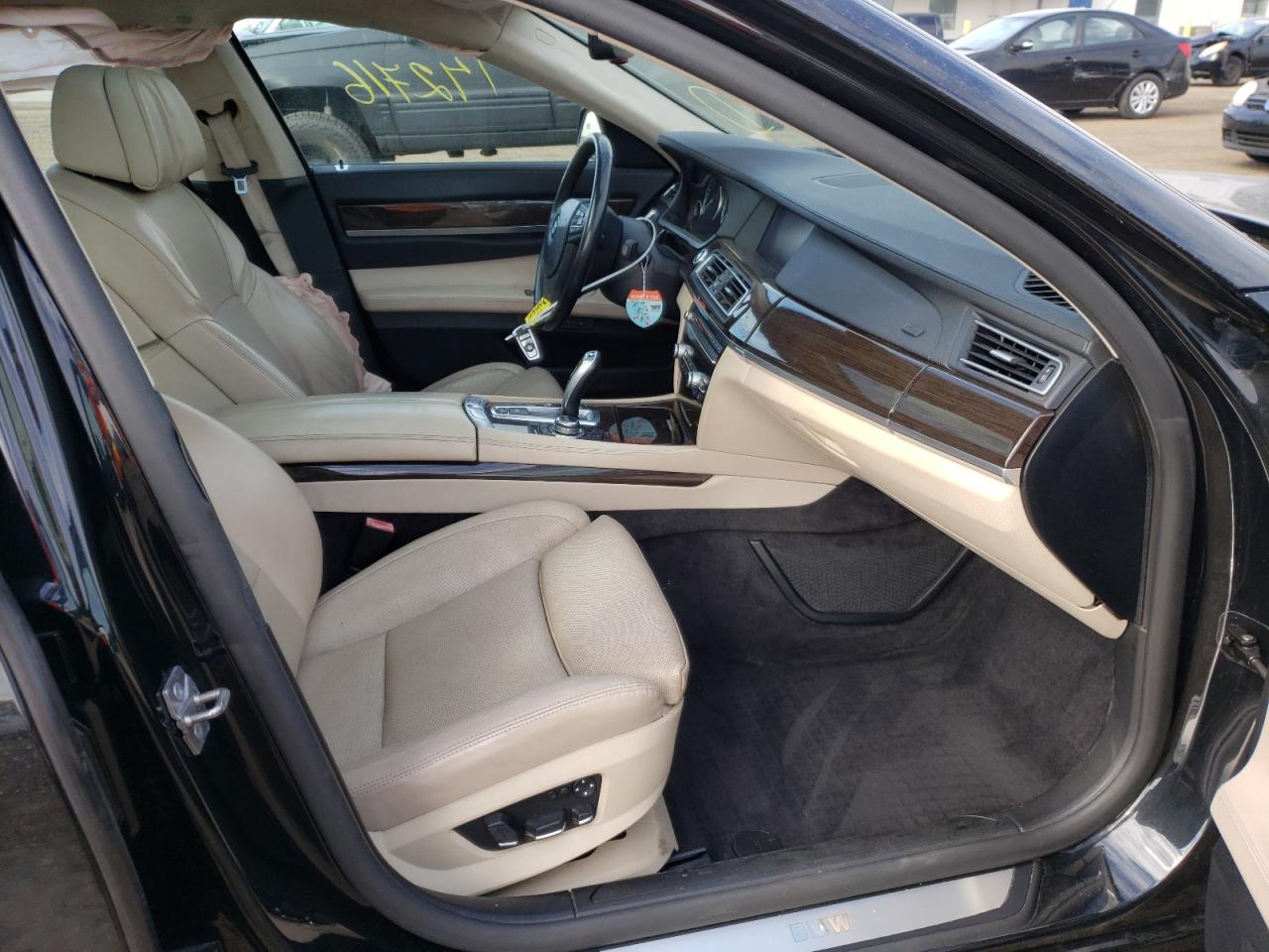 Photo 5 from auction – 2009 BMW 750 LI with VIN WBAKB83599CY61307
