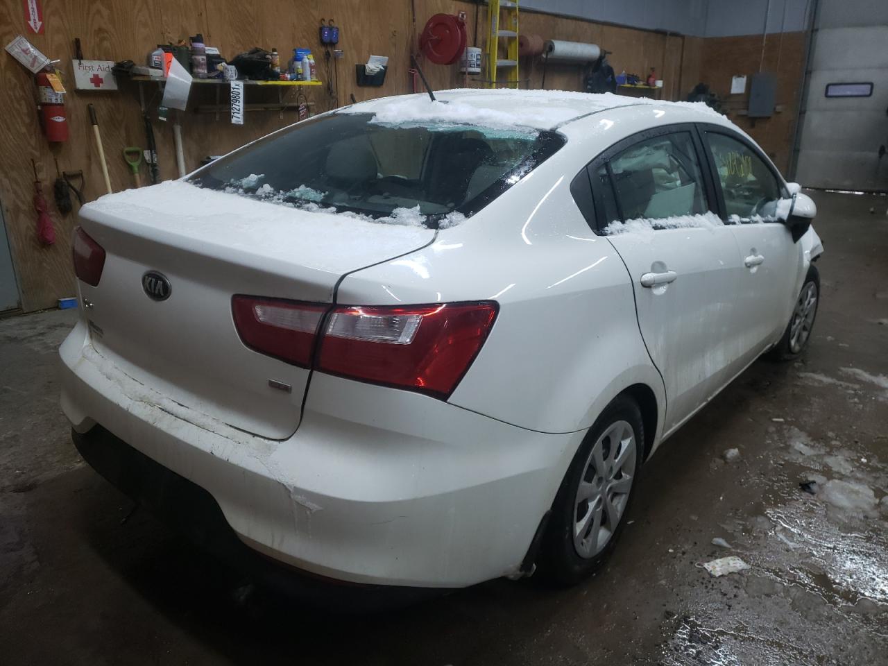 Photo 4 from auction – 2016 KIA RIO LX with VIN KNADM4A35G6669665