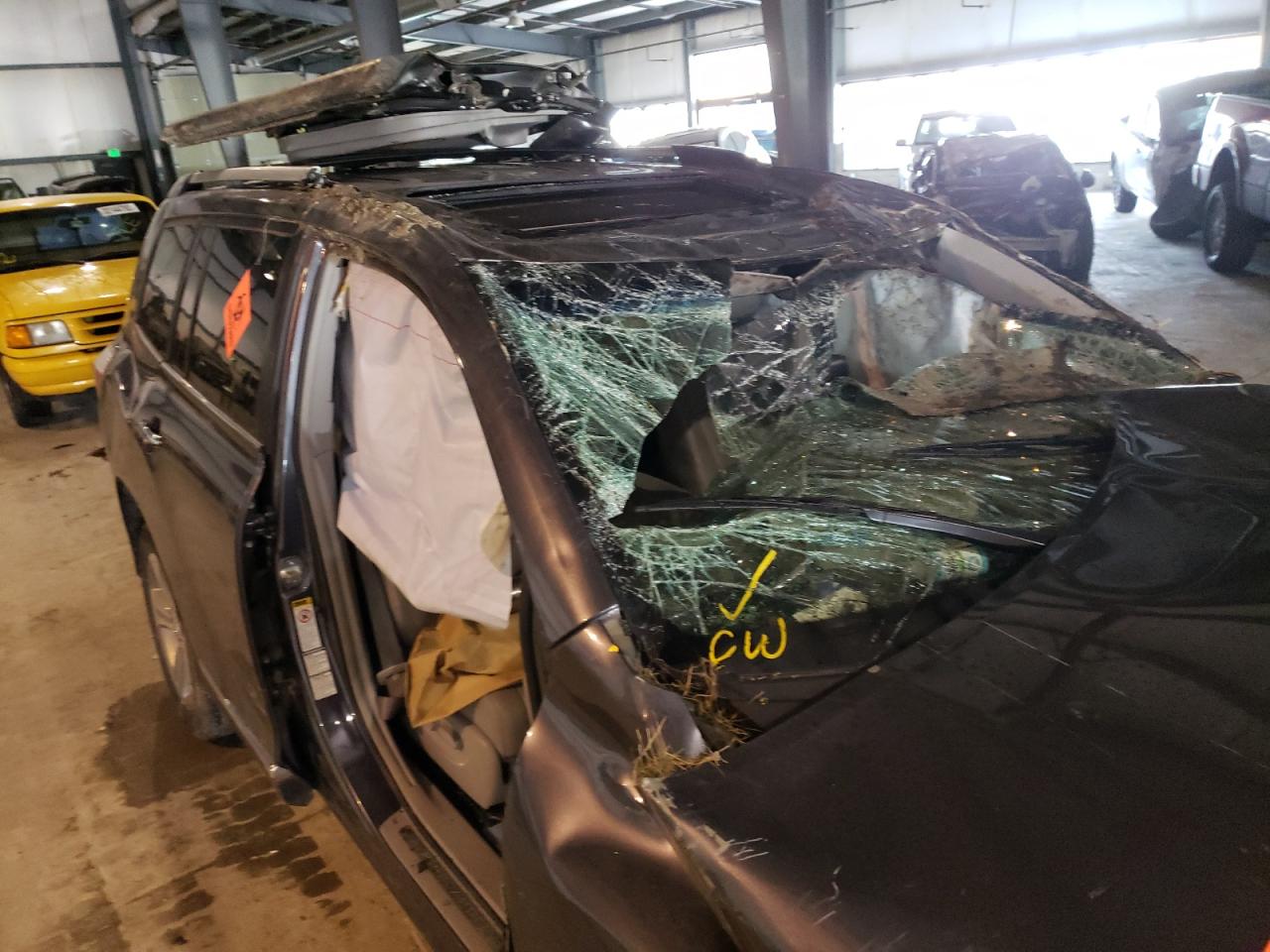 Photo 9 from auction – 2013 TOYOTA HIGHLANDER with VIN 5TDDK3EH1DS260714