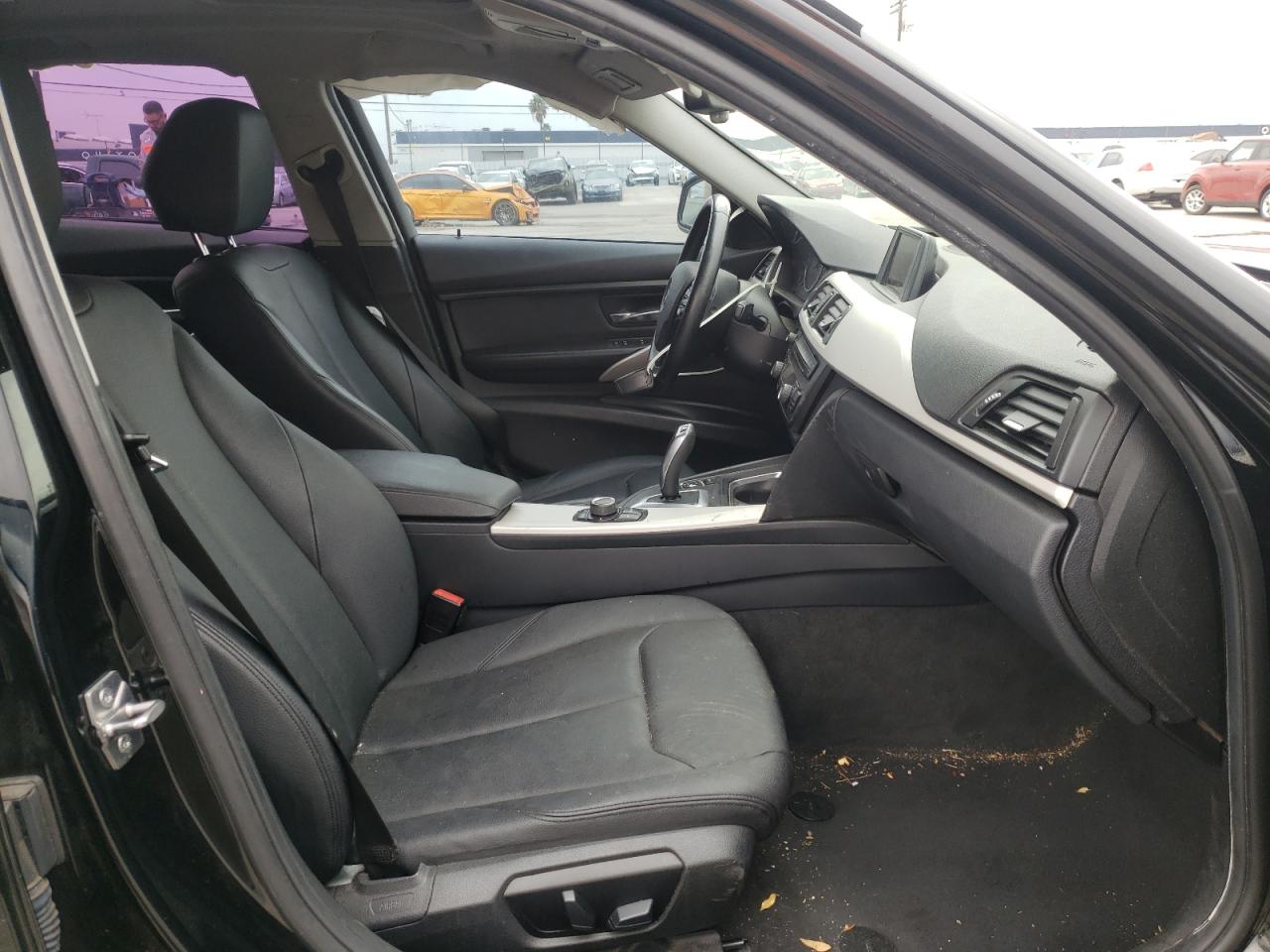 Photo 5 from auction – 2013 BMW 328 I SULE with VIN WBA3C1C57DF444915