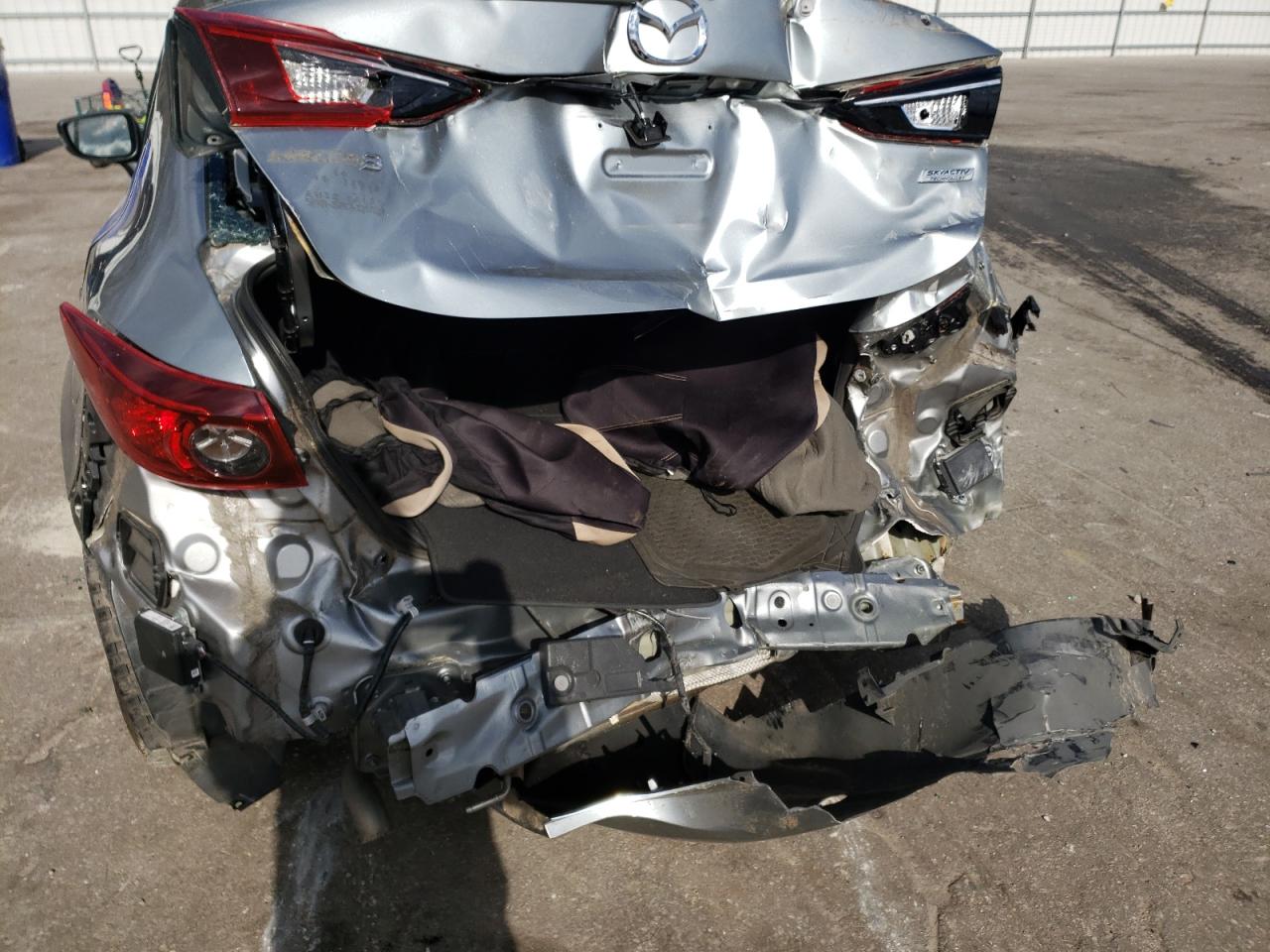 Photo 9 from auction – 2015 MAZDA 3 TOURING with VIN 3MZBM1V78FM196846