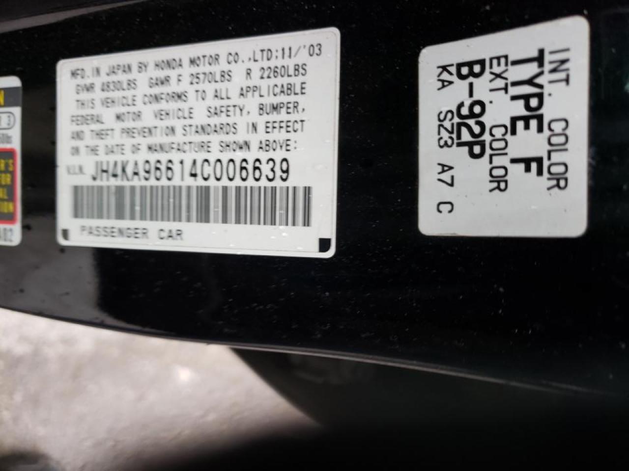 Photo 10 from auction – 2004 ACURA 3.5RL with VIN JH4KA96614C006639