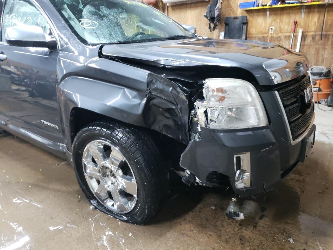 Photo 9 from auction – 2010 GMC TERRAIN SL with VIN 2CTFLGEY2A6296192