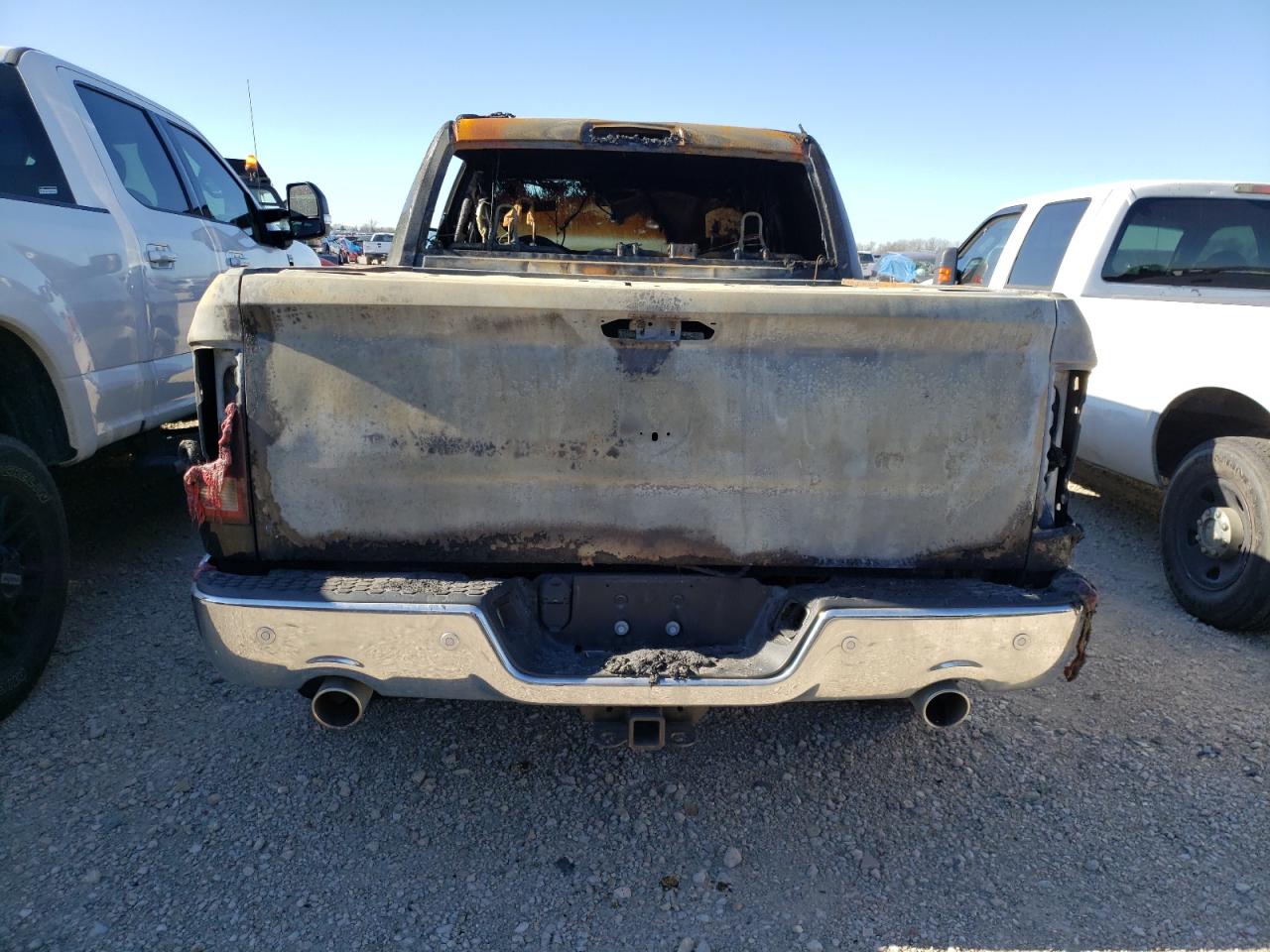 Zdjęcie 6 z aukcji – 2015 RAM 1500 SLT z VIN 1C6RR6LM6FS644895