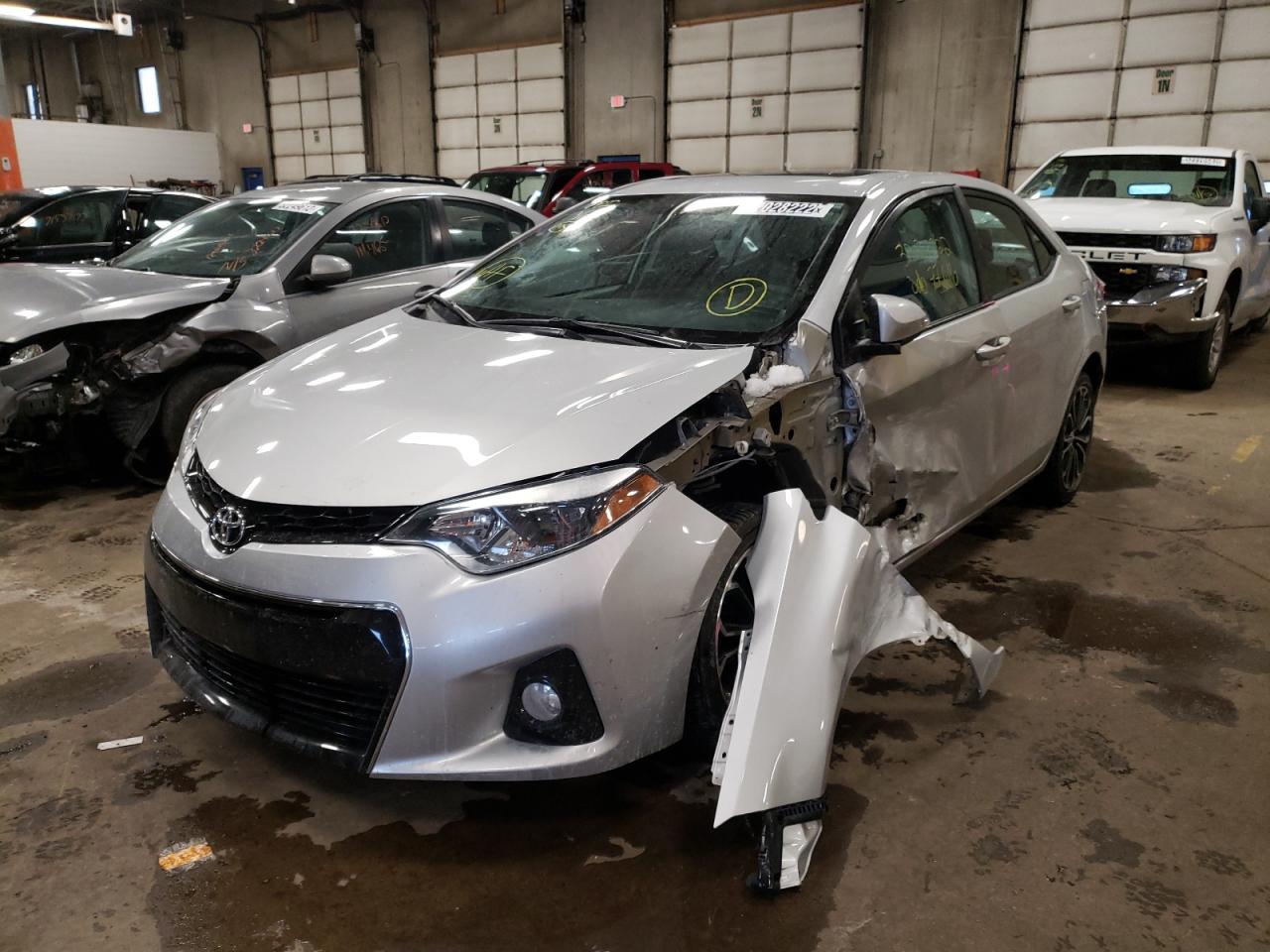 Photo 2 from auction – 2015 TOYOTA COROLLA L with VIN 5YFBURHE2FP201012