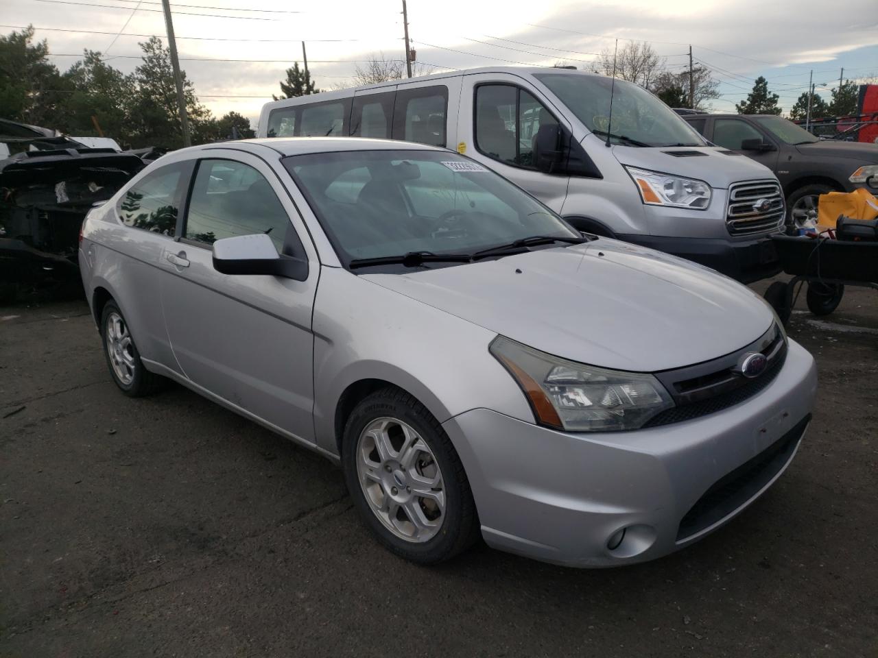 FORD FOCUS SE 2009 with VIN 1FAHP32N79W140748 - Photo from auction