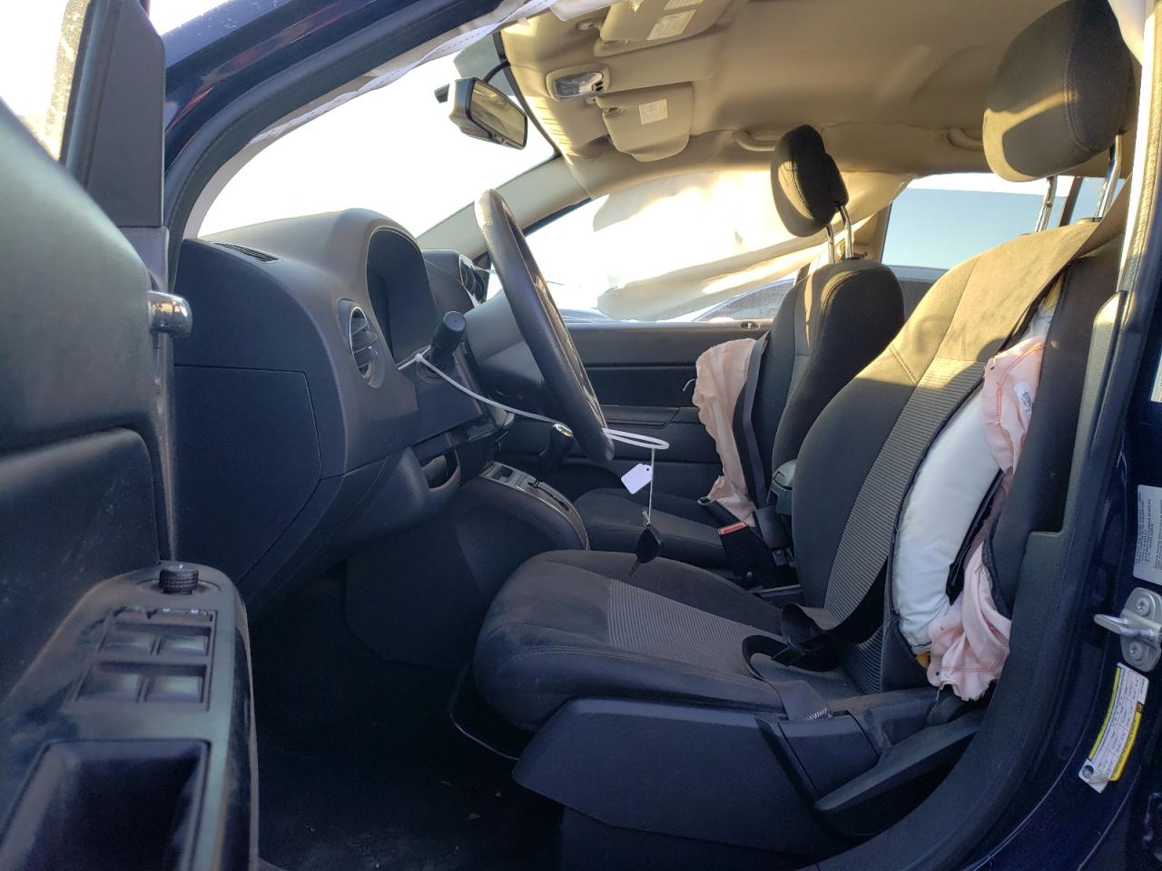 Photo 5 from auction – 2017 JEEP COMPASS SP with VIN 1C4NJDBB3HD144056