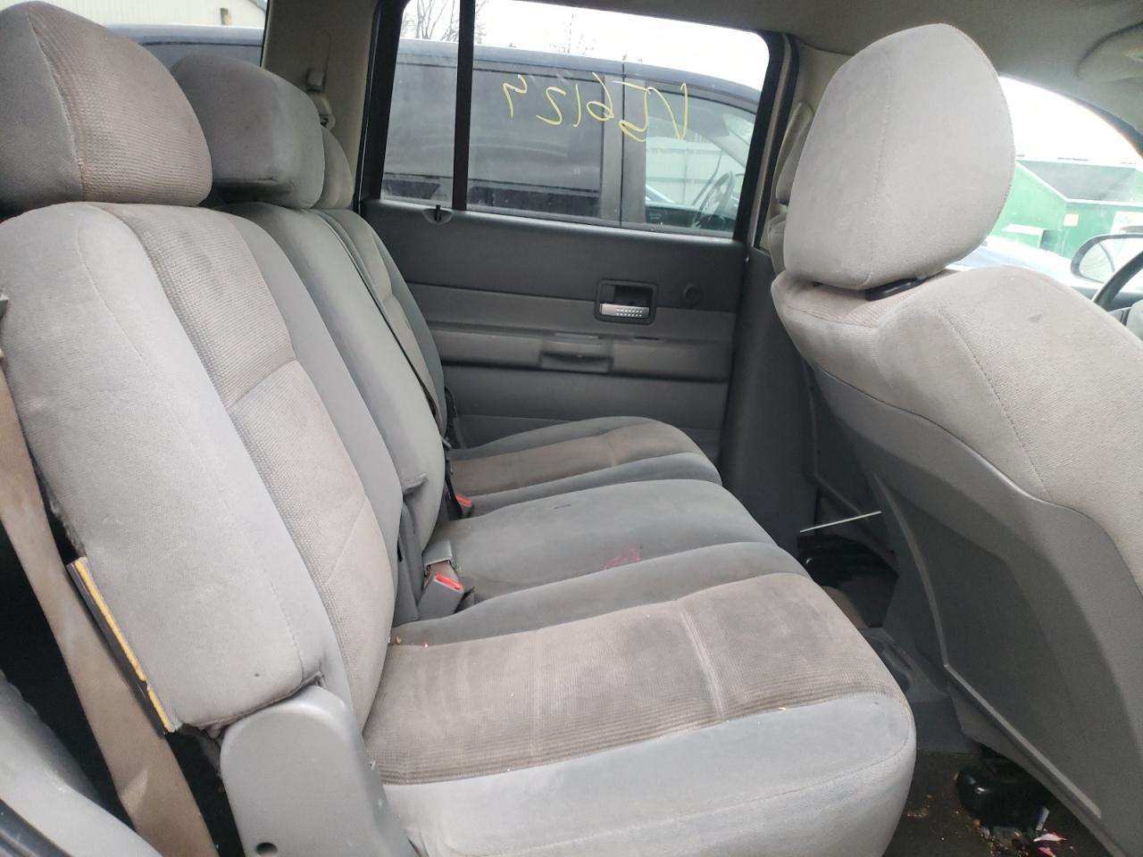 Photo 6 from auction – 2004 DODGE DURANGO SL with VIN 1D4HB48D64F182840