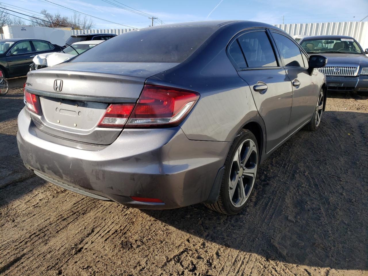 Photo 4 from auction – 2015 HONDA CIVIC LX with VIN 19XFB2E57FE039463