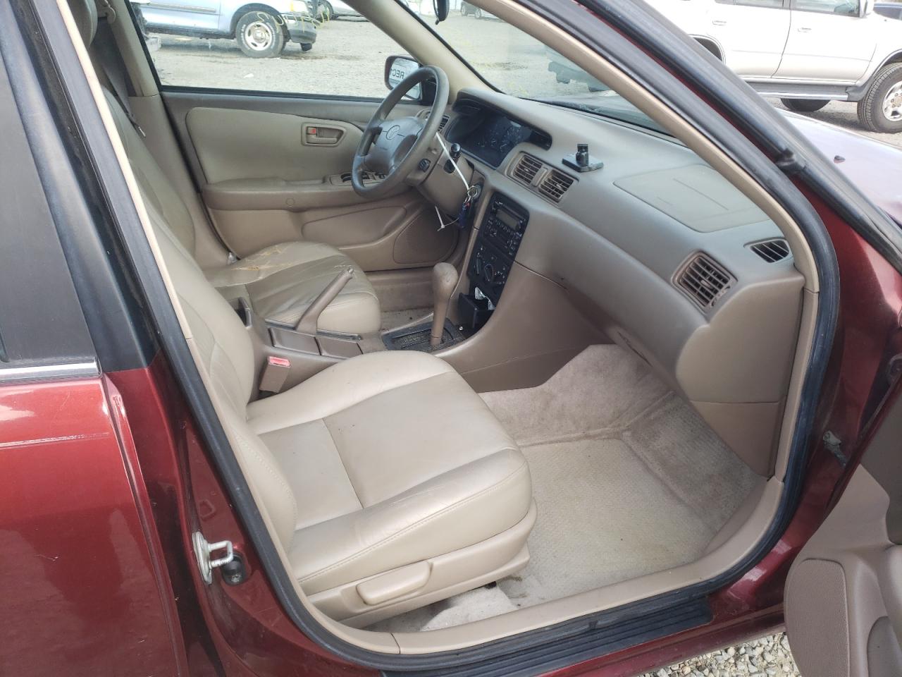 Photo 5 from auction – 2000 TOYOTA CAMRY CE with VIN JT2BG22K8Y0504542