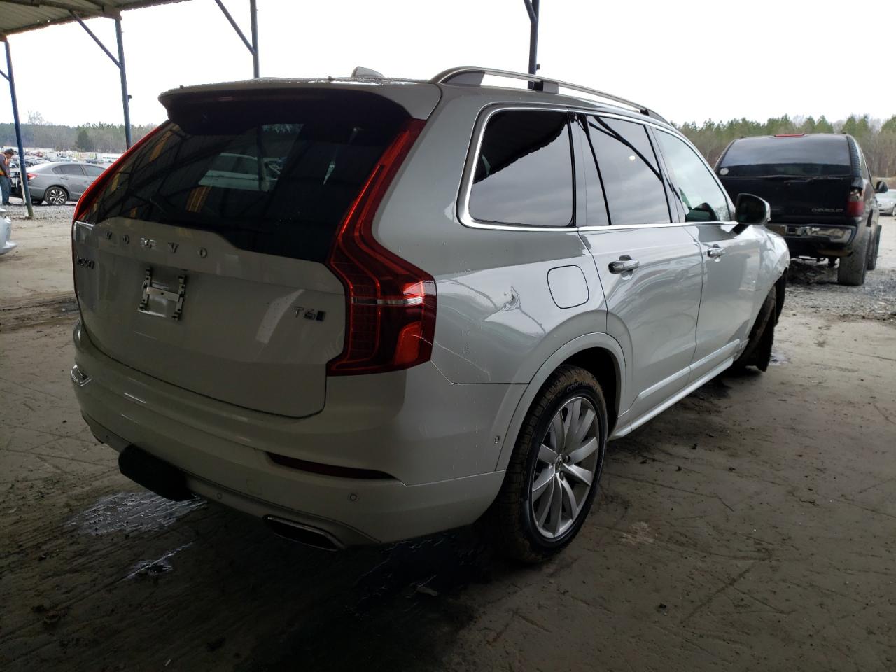 Photo 4 from auction – 2016 VOLVO XC90 T6 with VIN YV4A22PK5G1078633