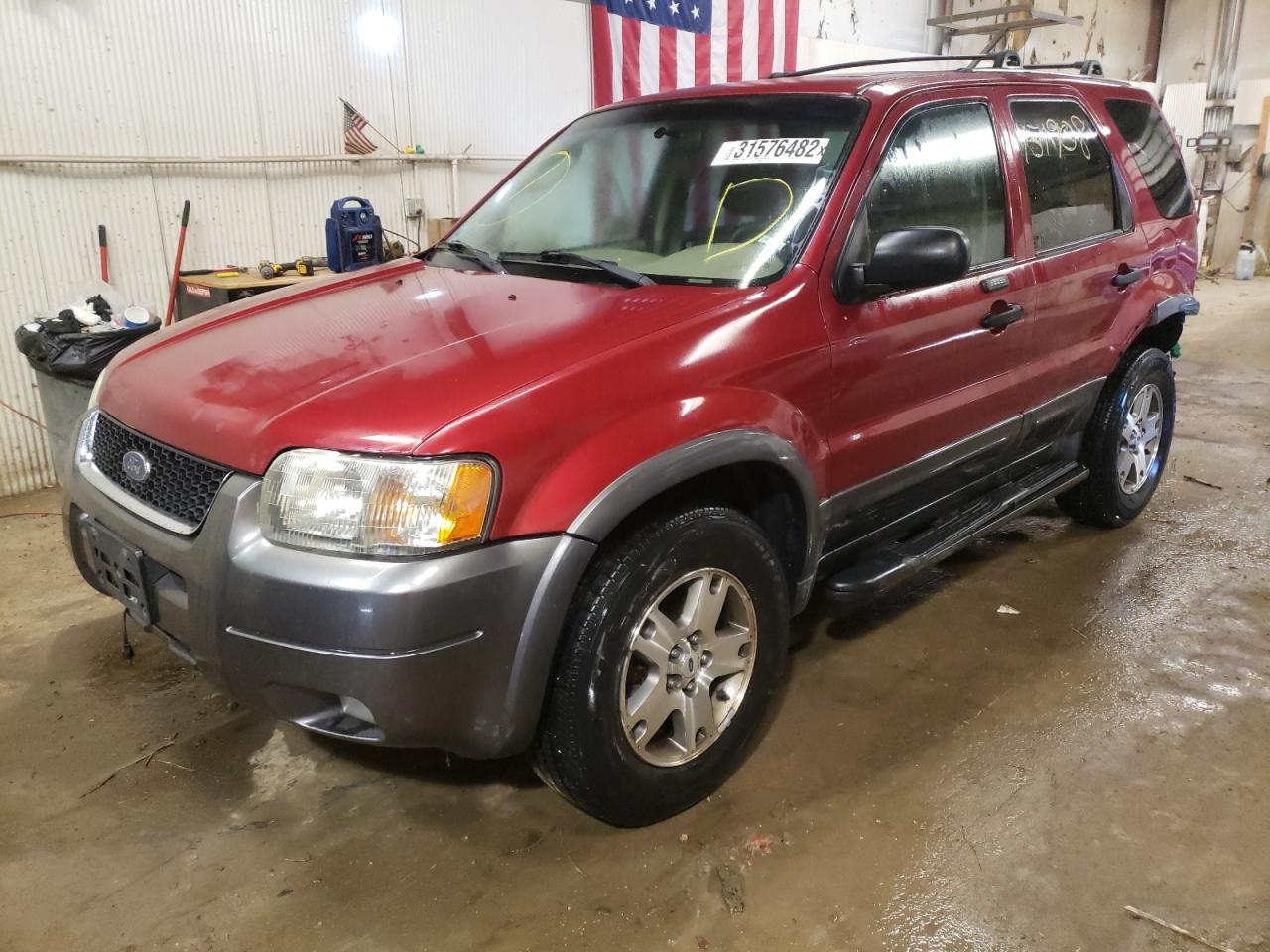 Photo 2 from auction – 2004 FORD ESCAPE XLT with VIN 1FMCU93174KB23178