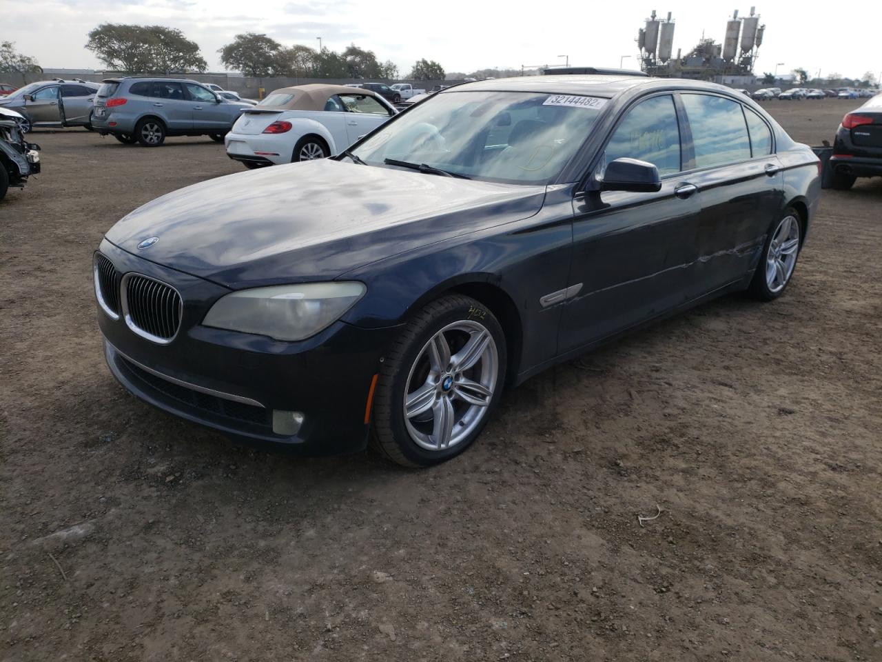 Photo 2 from auction – 2009 BMW 750 LI with VIN WBAKB83599CY61307