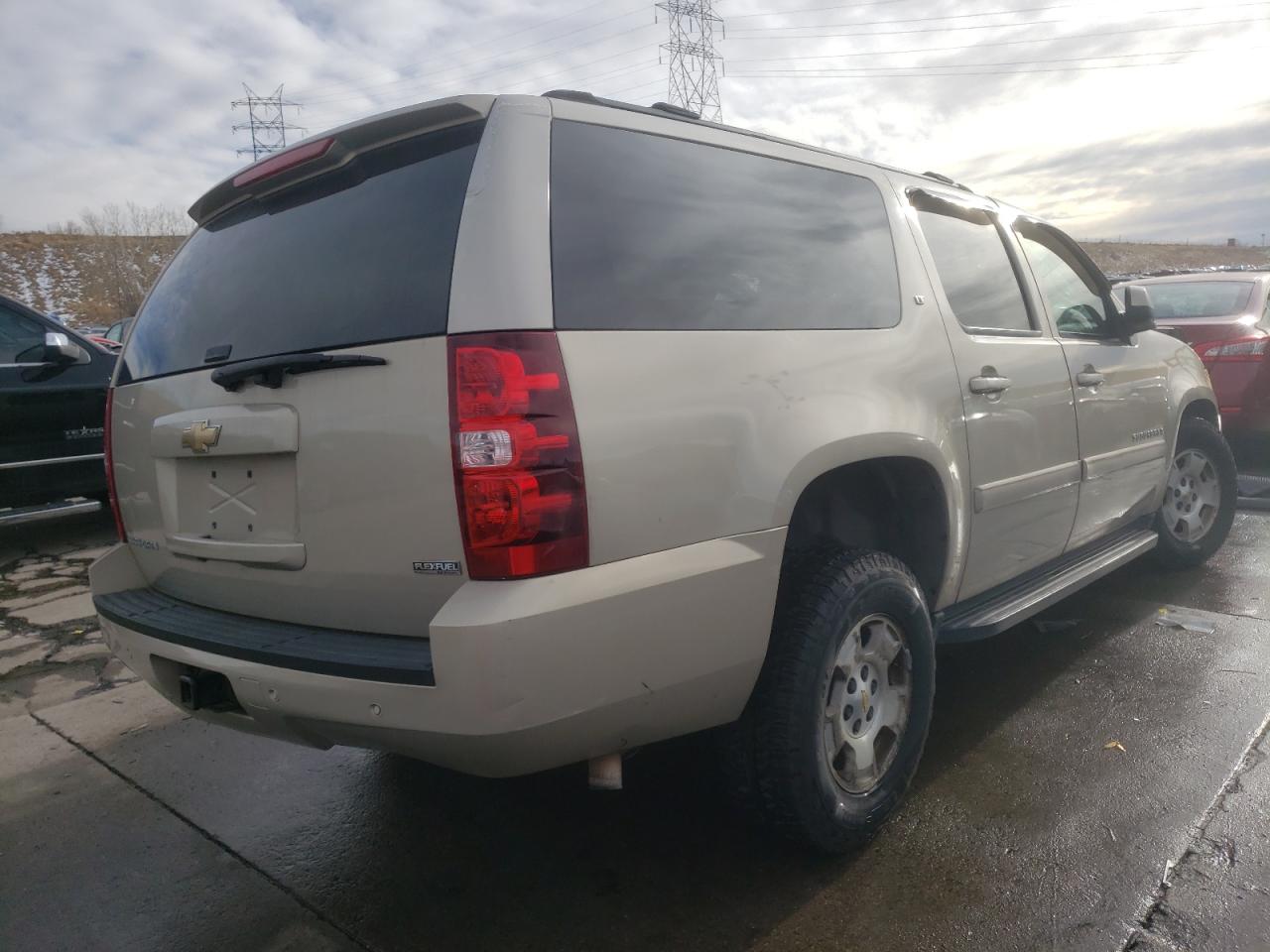 Photo 4 from auction – 2007 CHEVROLET SUBURBAN C with VIN 1GNFC16097J214835