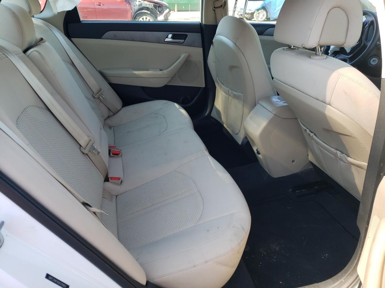 Photo 6 from auction – 2016 HYUNDAI SONATA SE with VIN 5NPE24AF9GH376963