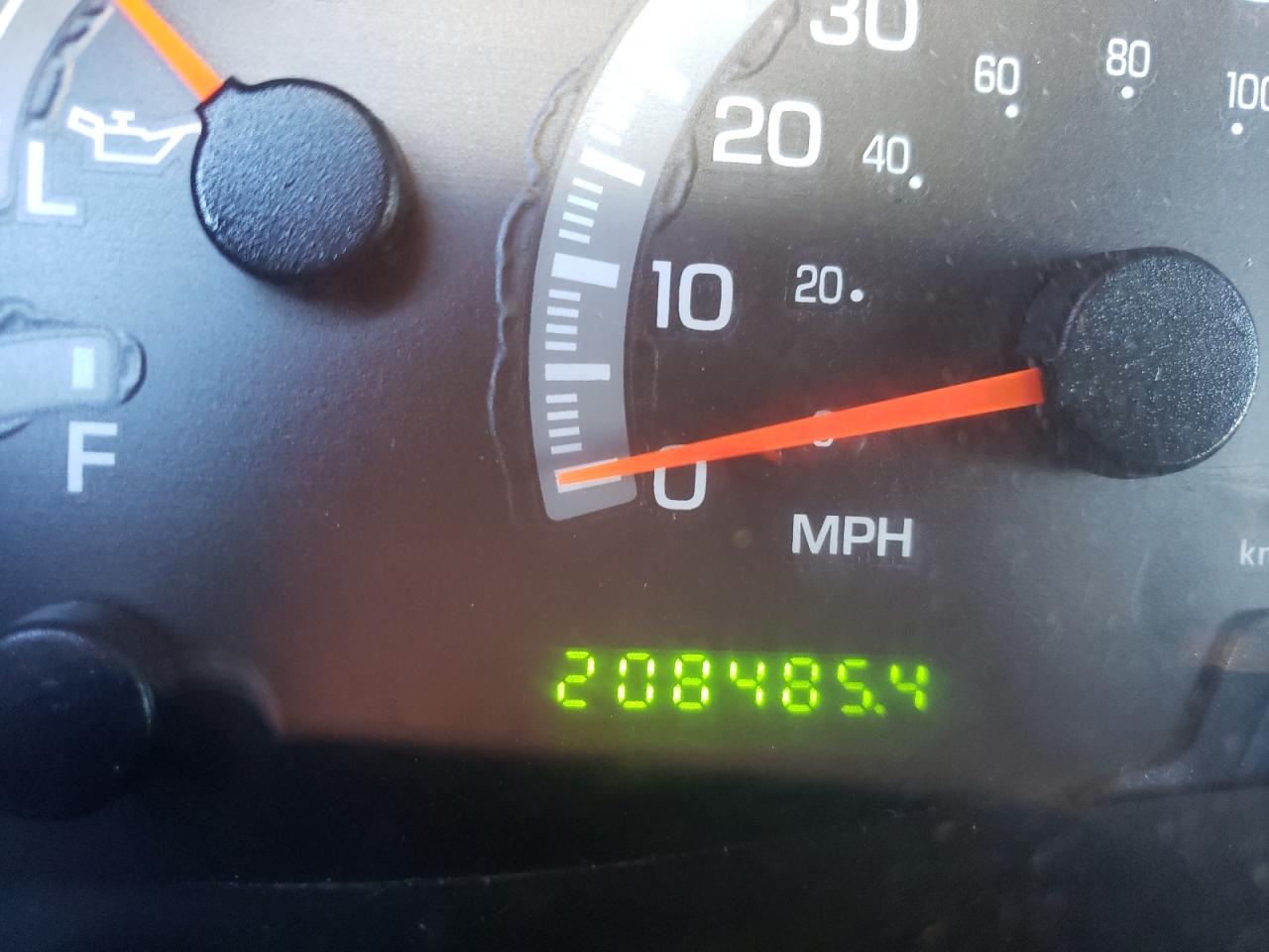 Photo 8 from auction – 1999 FORD F150 with VIN 2FTRX18L0XCA18377