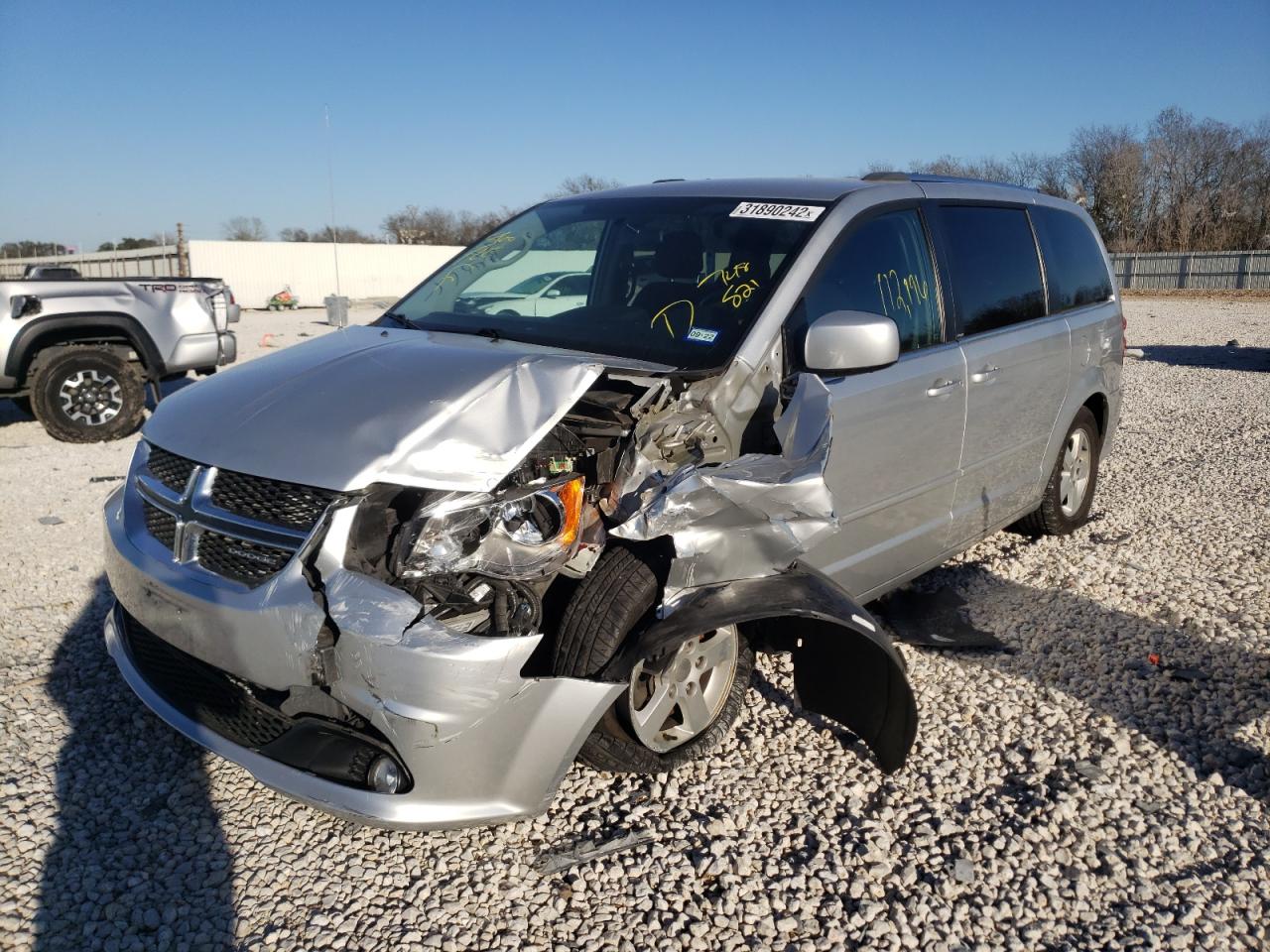 Photo 2 from auction – 2011 DODGE GRAND CARA with VIN 2D4RN5DG7BR748821