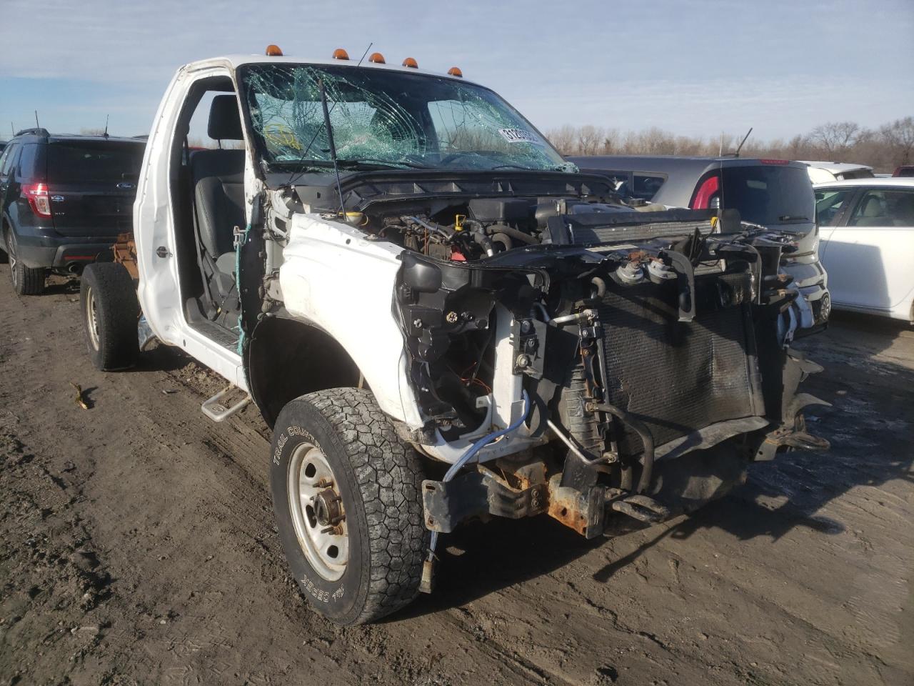 FORD F250 SUPER 2011 with VIN 1FTBF2B61BEB31061 - Photo from auction