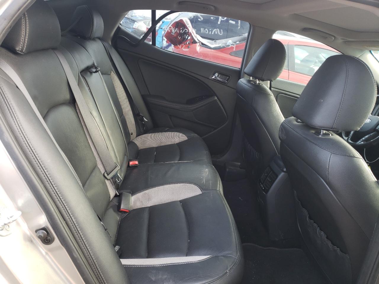 Photo 6 from auction – 2012 KIA OPTIMA SX with VIN 5XXGR4A68CG033880
