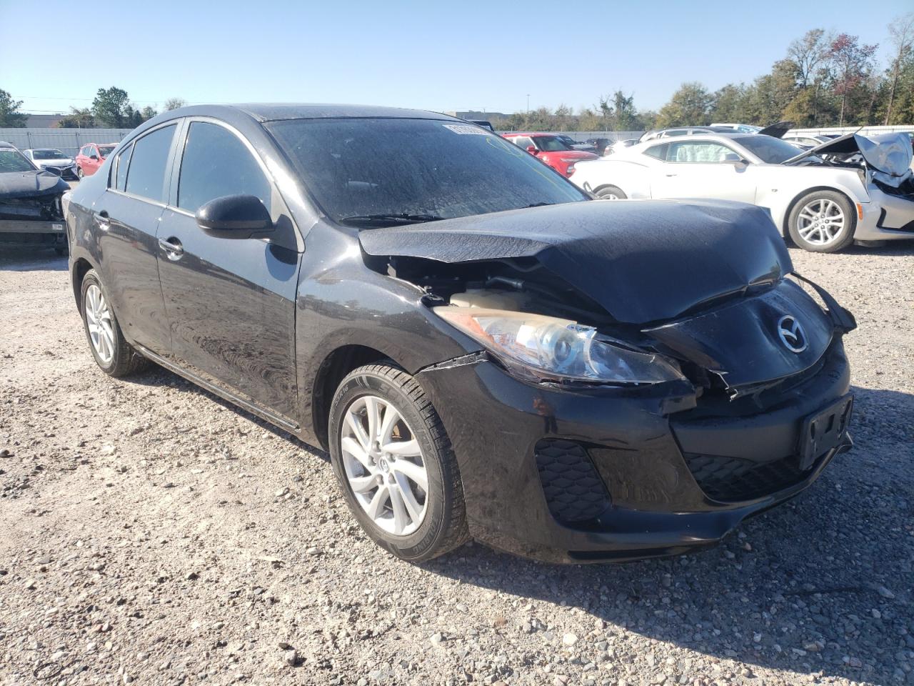 MAZDA 3 I 2012 with VIN JM1BL1W77C1655281 - Photo from auction