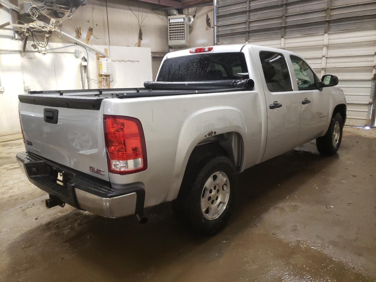 Photo 4 from auction – 2011 GMC SIERRA K15 with VIN 3GTP2UEA5BG114141