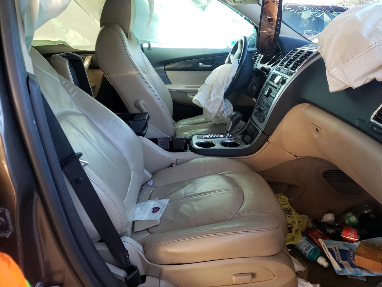 Photo 5 from auction – 2010 GMC ACADIA SLT with VIN 1GKLRMED1AJ162533