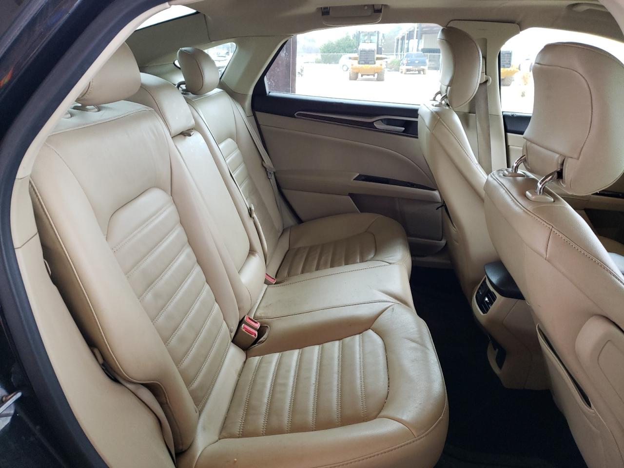 Photo 6 from auction – 2013 FORD FUSION SE with VIN 3FA6P0H94DR152125
