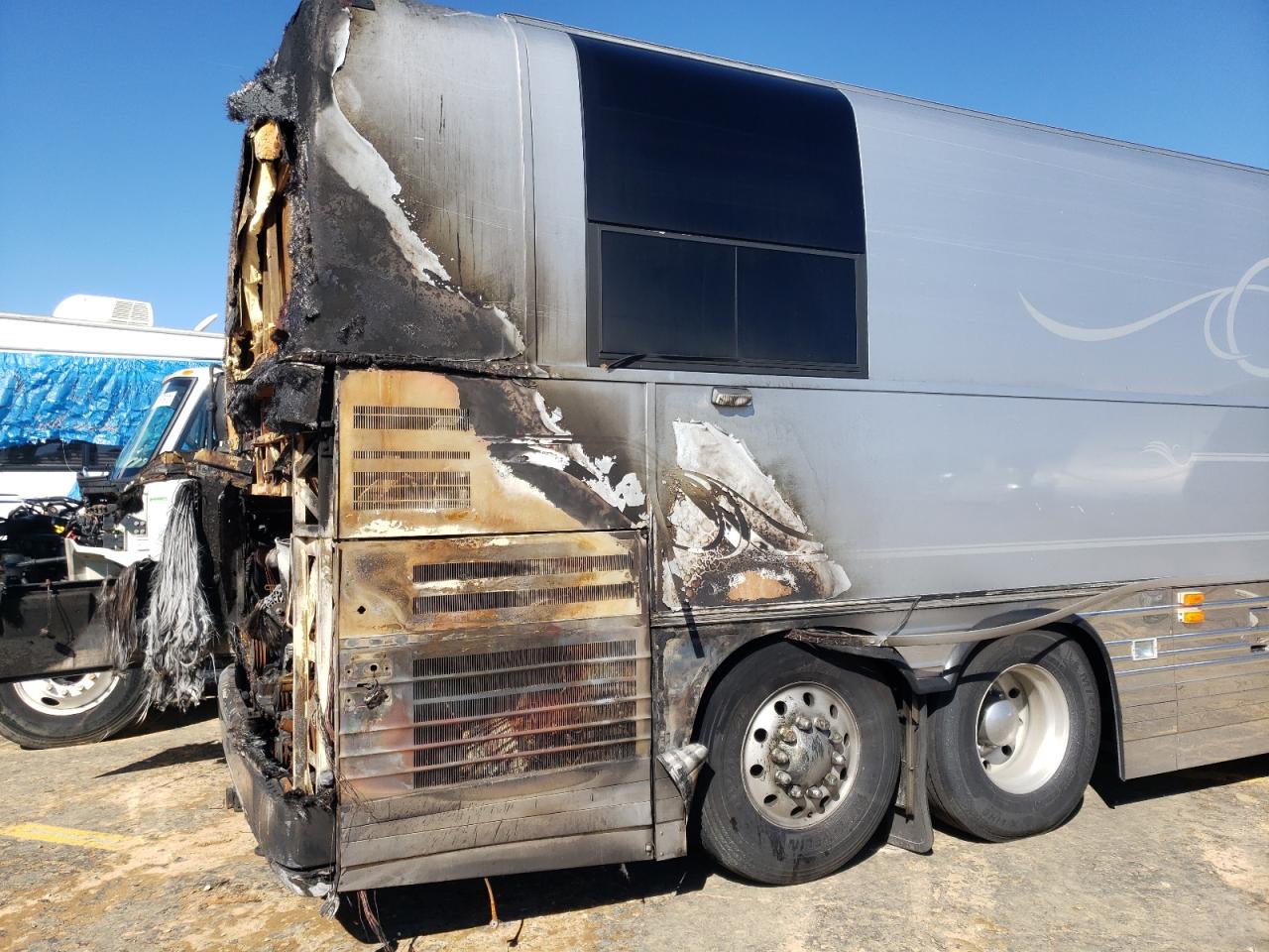 Photo 10 from auction – 2006 PREVOST BUS with VIN 2PCY3349261028805