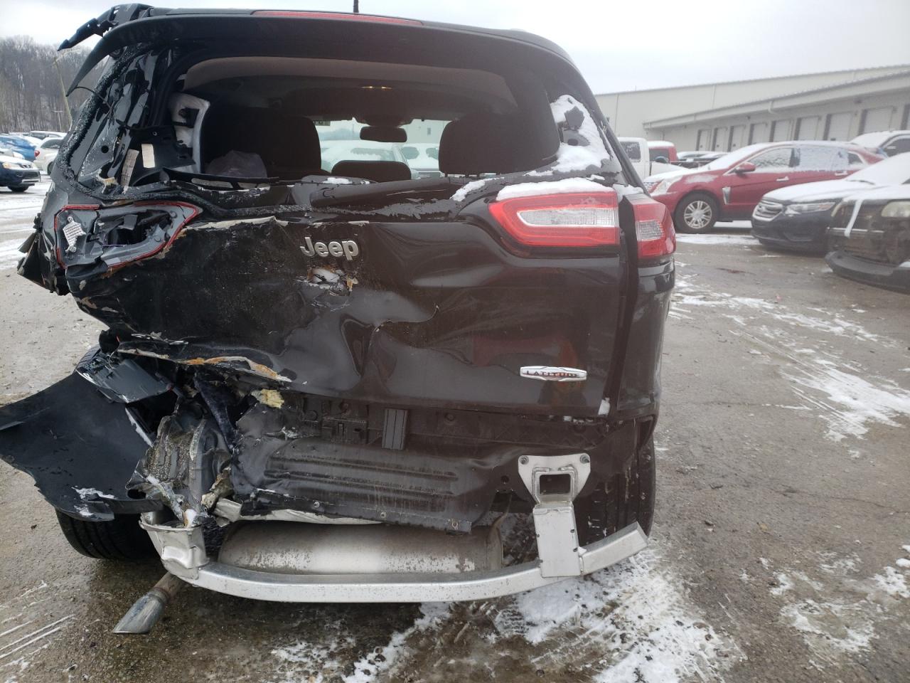 Photo 9 from auction – 2018 JEEP CHEROKEE with VIN 1C4PJMCB3JD564428