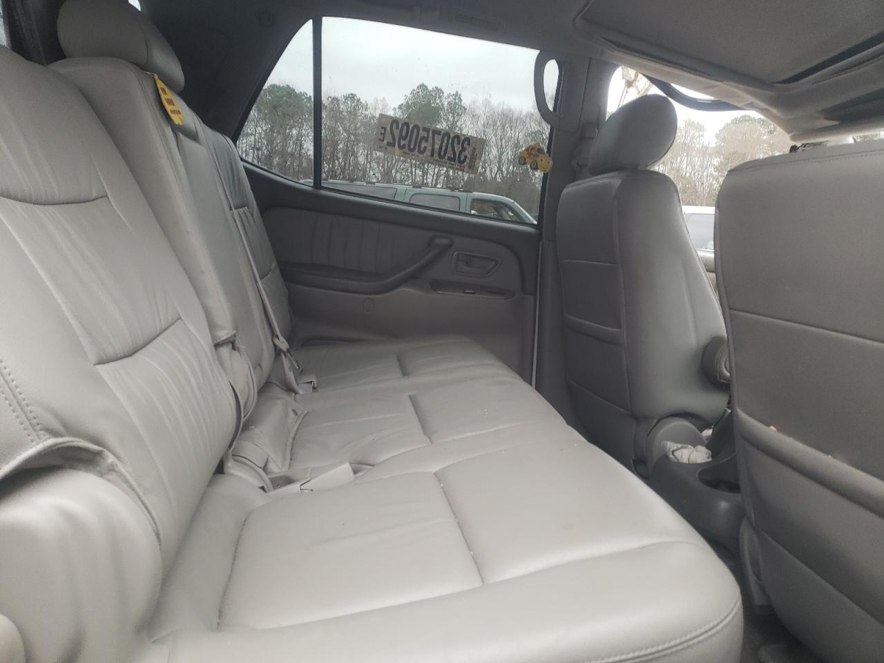 Photo 6 from auction – 2005 TOYOTA SEQUOIA LI with VIN 5TDBT48A65S238850