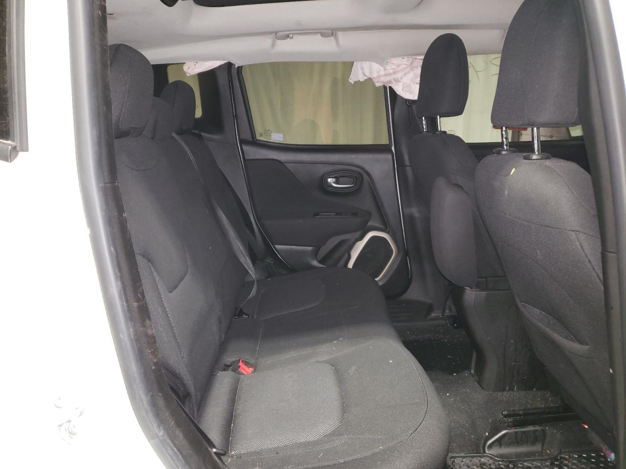 Photo 6 from auction – 2017 JEEP RENEGADE L with VIN ZACCJABB7HPG25886