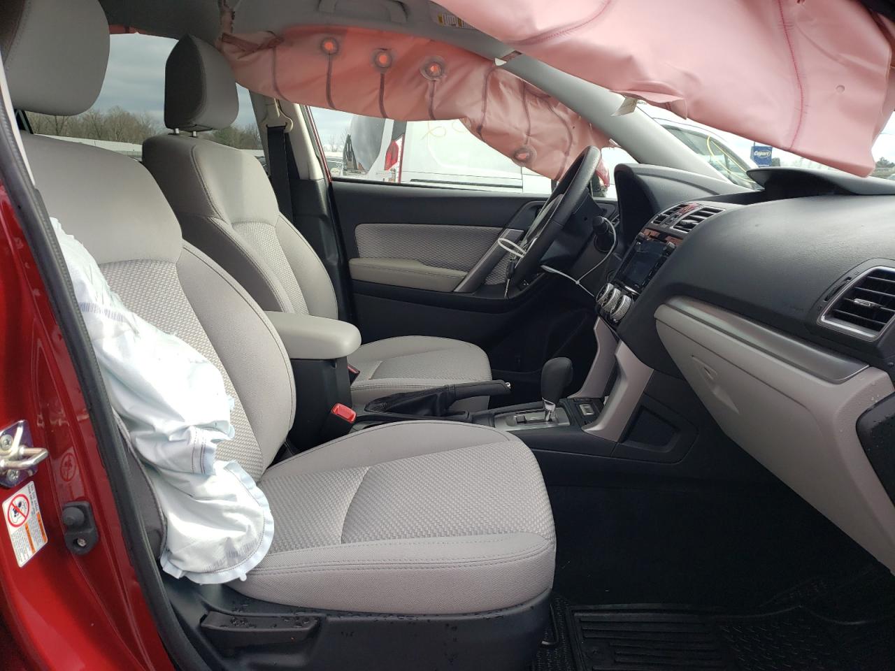 Photo 5 from auction – 2018 SUBARU FORESTER 2 with VIN JF2SJAGC5JH556806