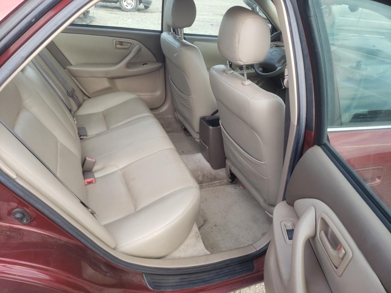 Photo 6 from auction – 2000 TOYOTA CAMRY CE with VIN JT2BG22K8Y0504542