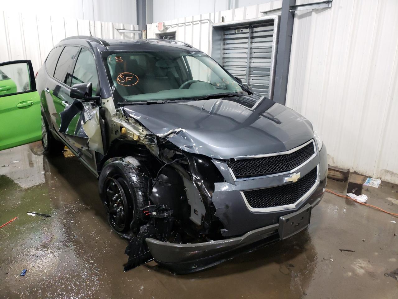 CHEVROLET TRAVERSE L 2011 with VIN 1GNKVFED4BJ356593 - Photo from auction
