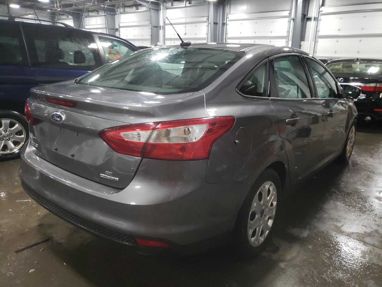Photo 4 from auction – 2012 FORD FOCUS SE with VIN 1FAHP3F28CL451663