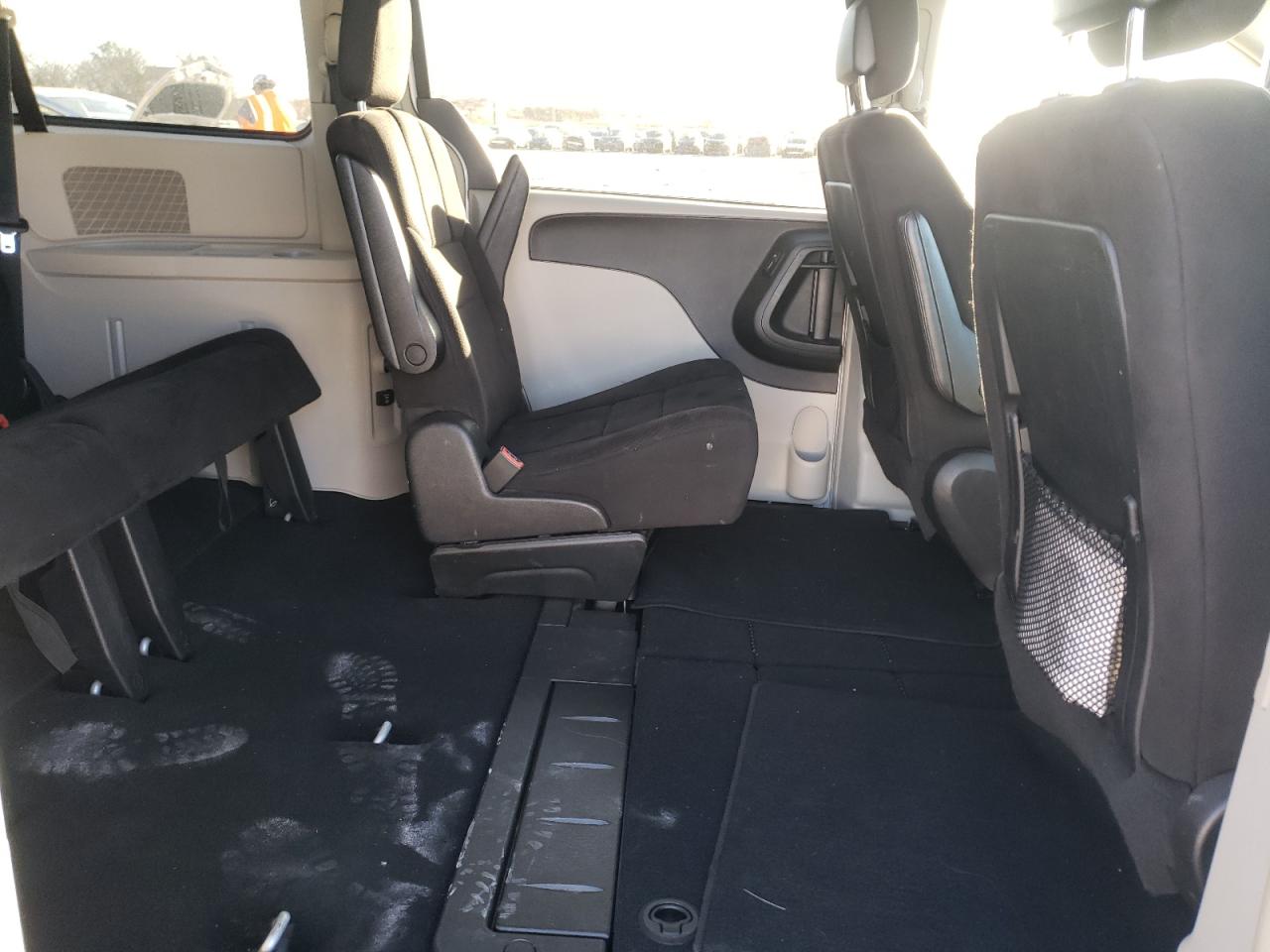 Photo 6 from auction – 2011 DODGE GRAND CARA with VIN 2D4RN5DG7BR748821