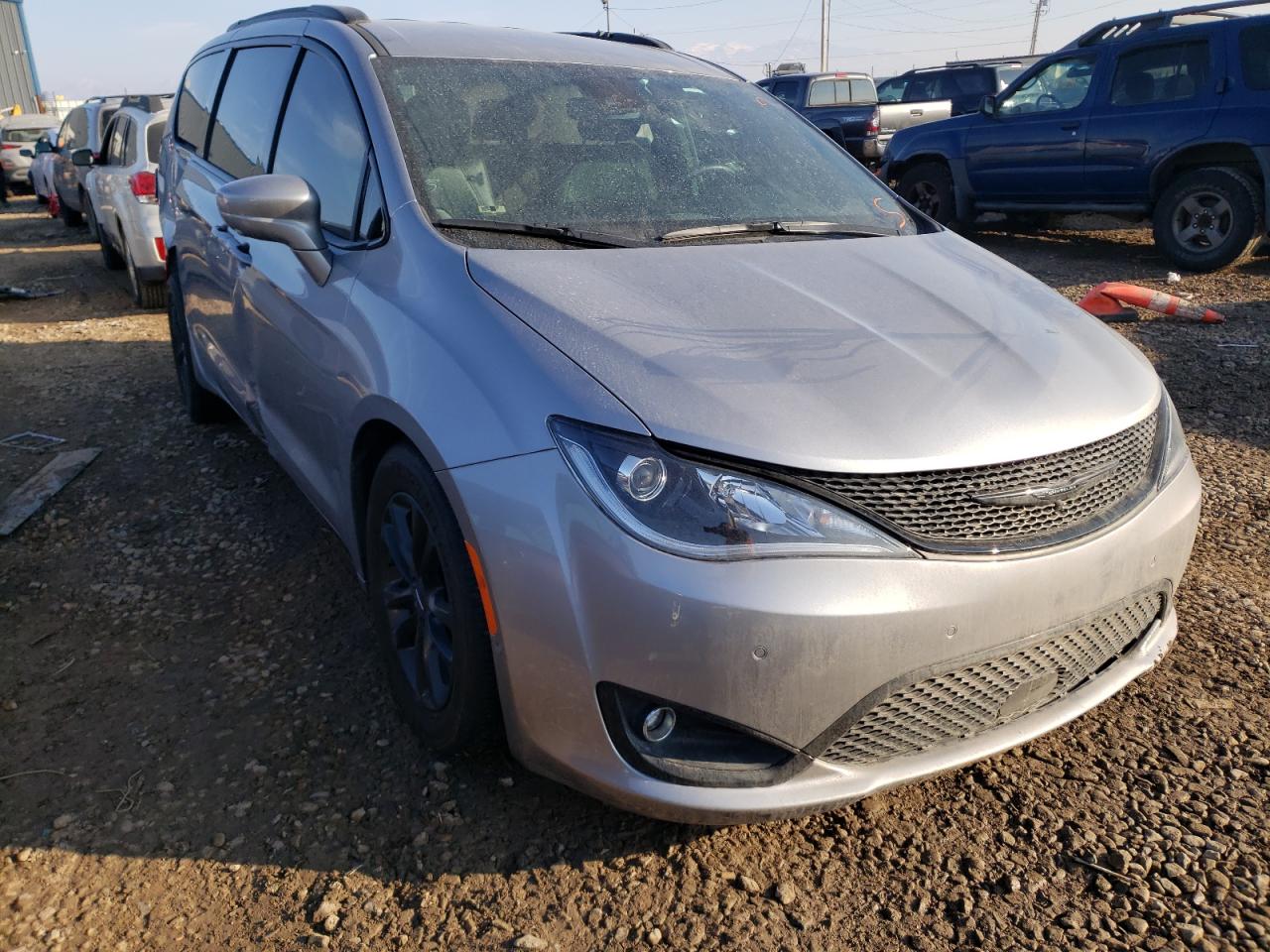 CHRYSLER PACIFICA T 2020 with VIN 2C4RC3BG8LR263681 - Photo from auction