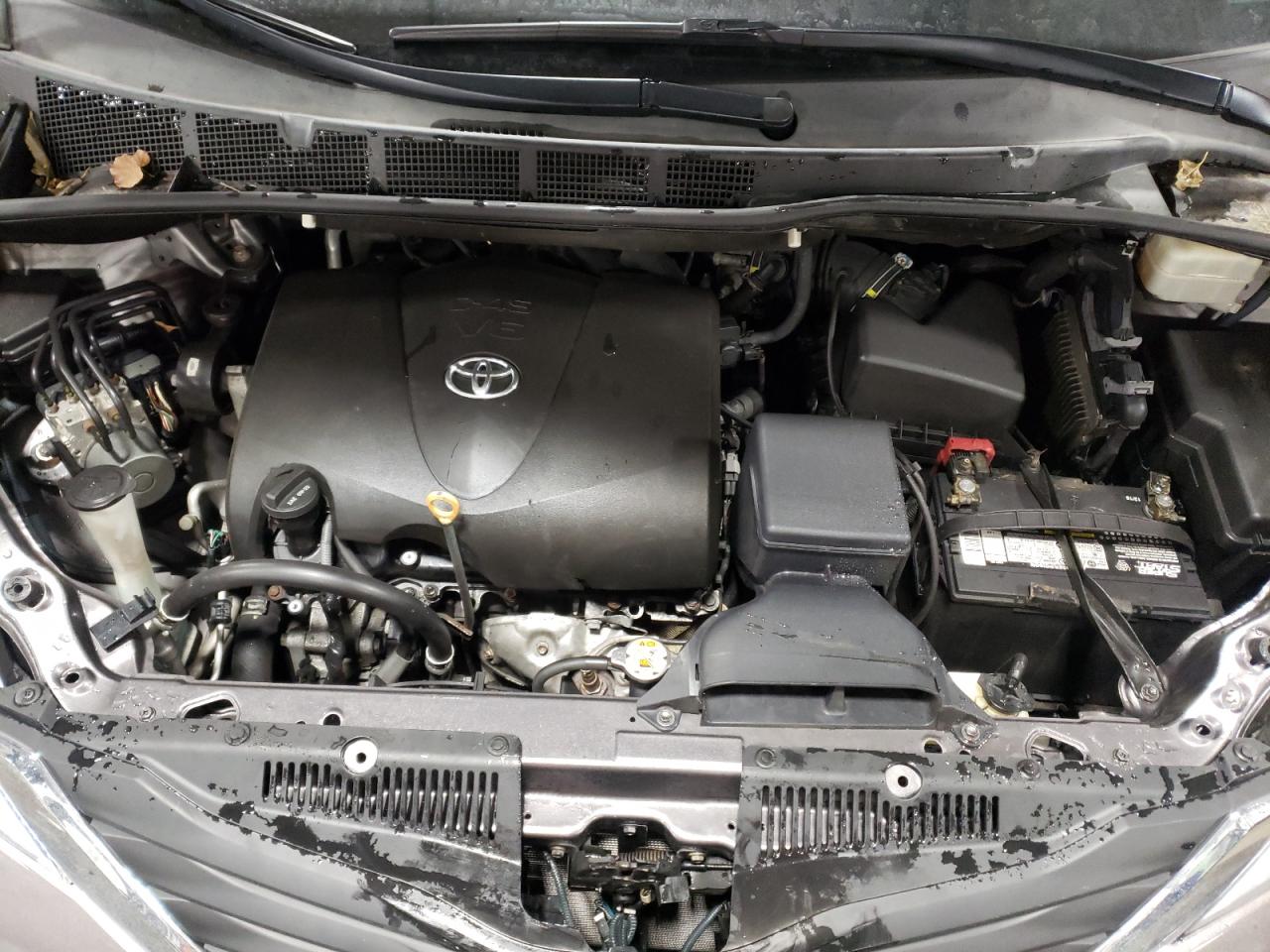 Photo 7 from auction – 2017 TOYOTA SIENNA with VIN 5TDZZ3DCXHS802762