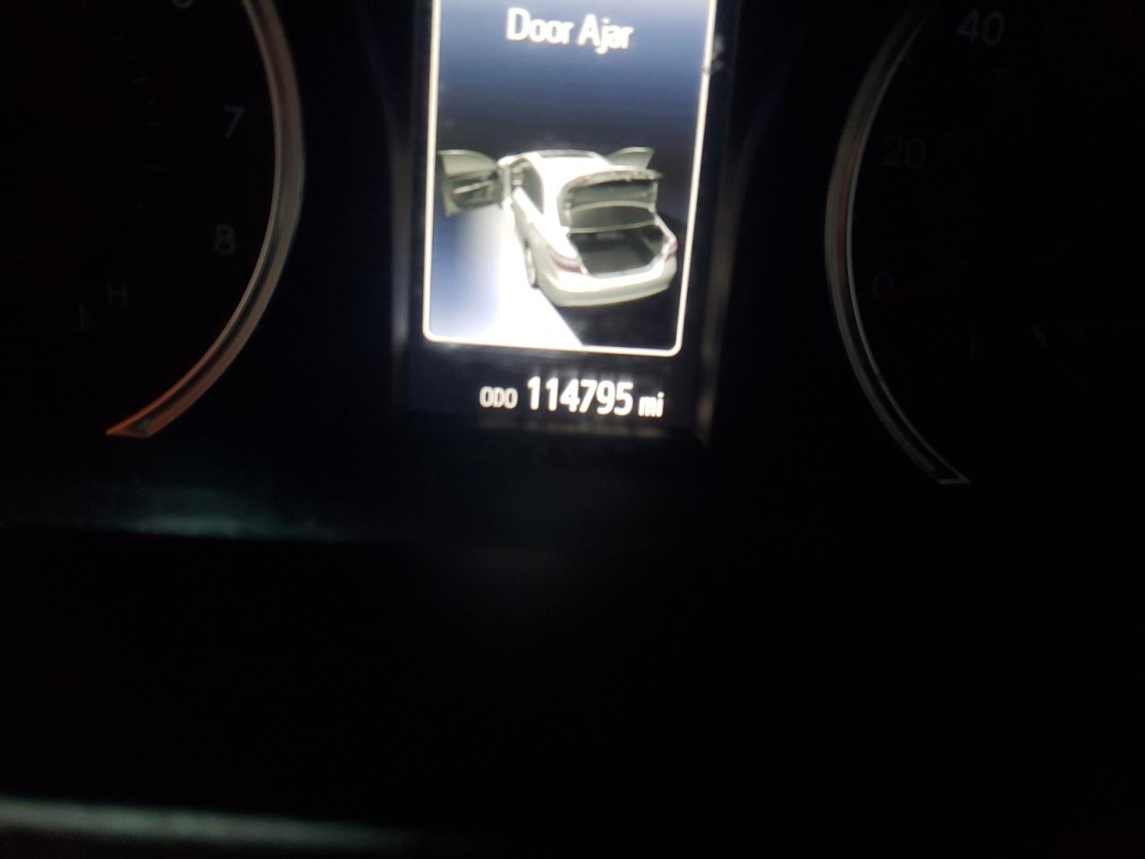 Photo 8 from auction – 2015 TOYOTA CAMRY with VIN 4T1BF1FK4FU908163