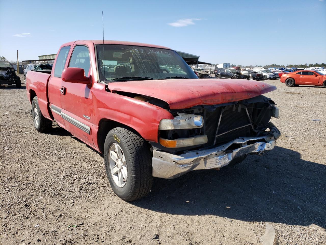 CHEVROLET SILVERADO 2002 with VIN 2GCEC19V721170574 - Photo from auction