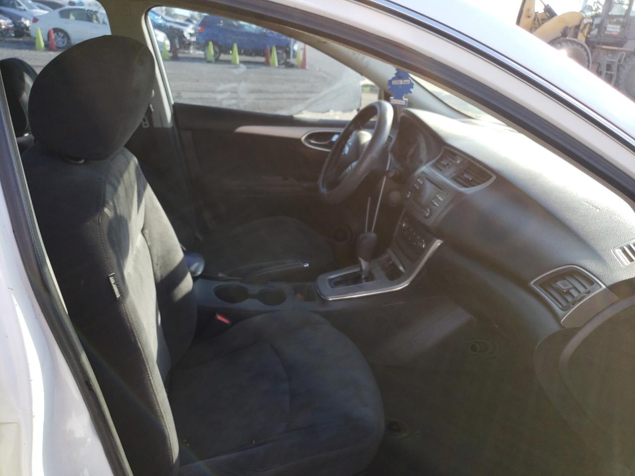 Photo 5 from auction – 2013 NISSAN SENTRA with VIN 3N1AB7AP7DL725951