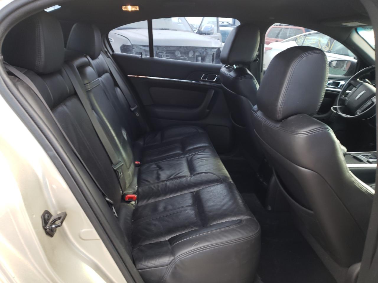 Photo 6 from auction – 2010 LINCOLN MKS with VIN 1LNHL9DR2AG614155