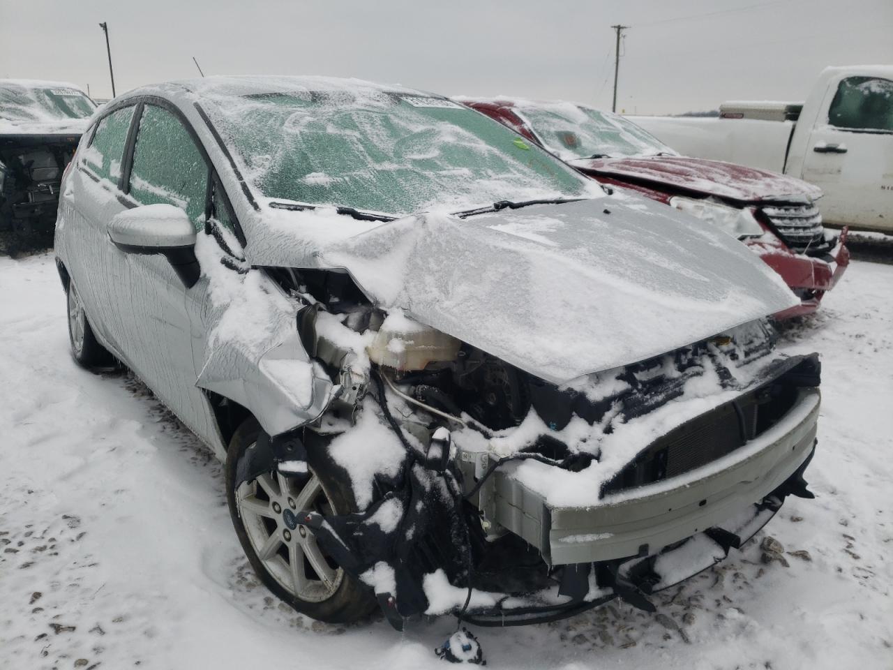 FORD FIESTA SE 2019 with VIN 3FADP4EJXKM123476 - Photo from auction