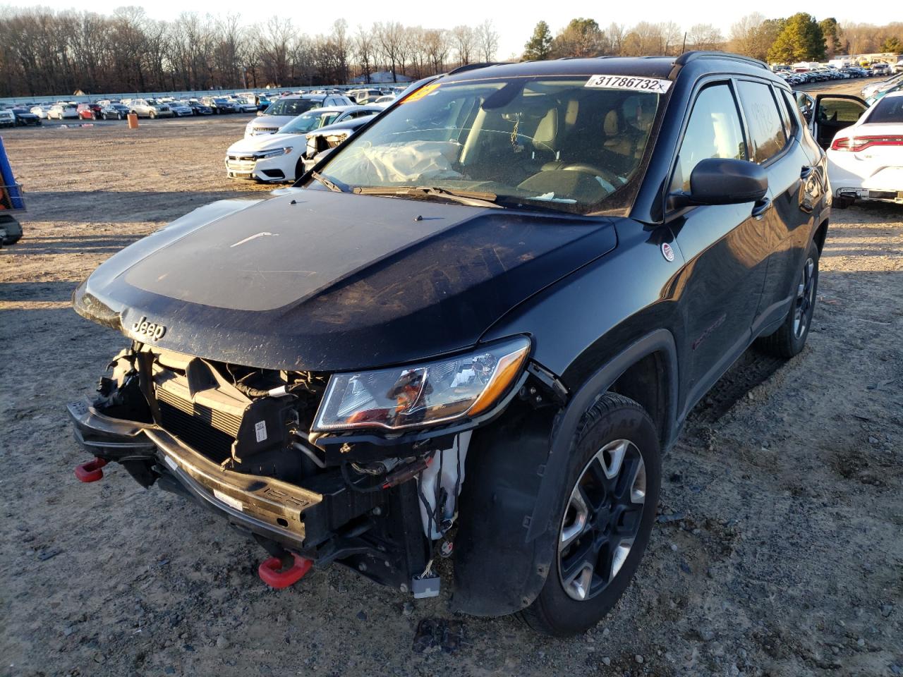 Foto 2 de la subasta – 2018 JEEP COMPASS TR con VIN 3C4NJDDB8JT135821