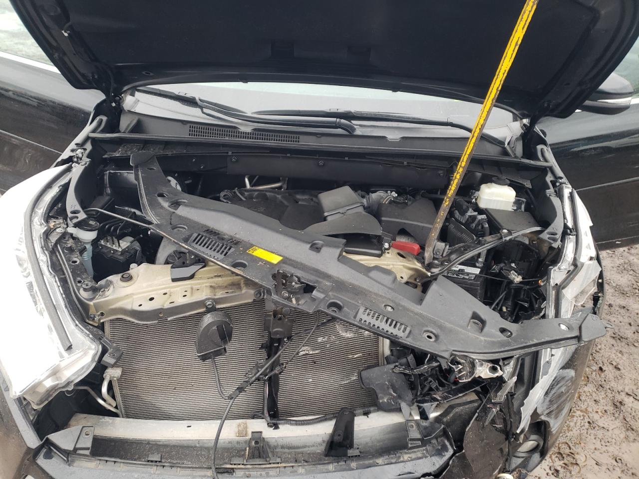 Photo 7 from auction – 2018 TOYOTA HIGHLANDER with VIN 5TDJZRFH0JS551202
