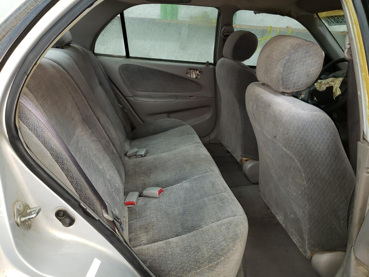 Photo 6 from auction – 2001 TOYOTA COROLLA CE with VIN 1NXBR12E01Z562659