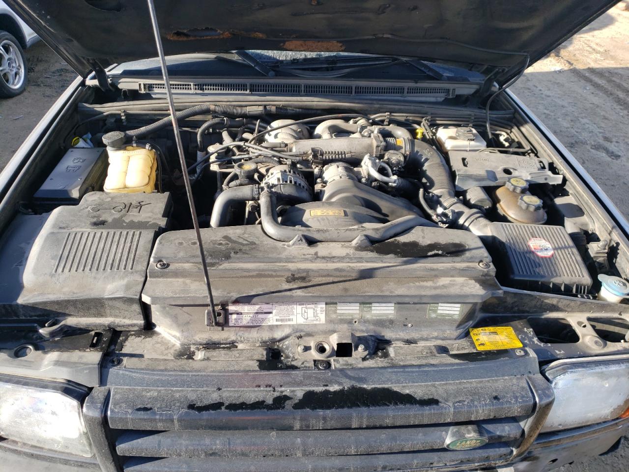 Photo 7 from auction – 2000 LAND ROVER DISCOVERY with VIN SALTY1240YA235542
