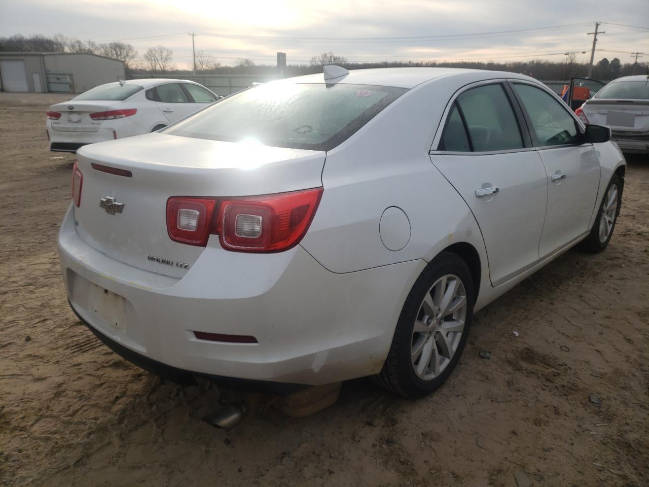 Photo 4 from auction – 2016 CHEVROLET MALIBU LIM with VIN 1G11E5SA9GU159569