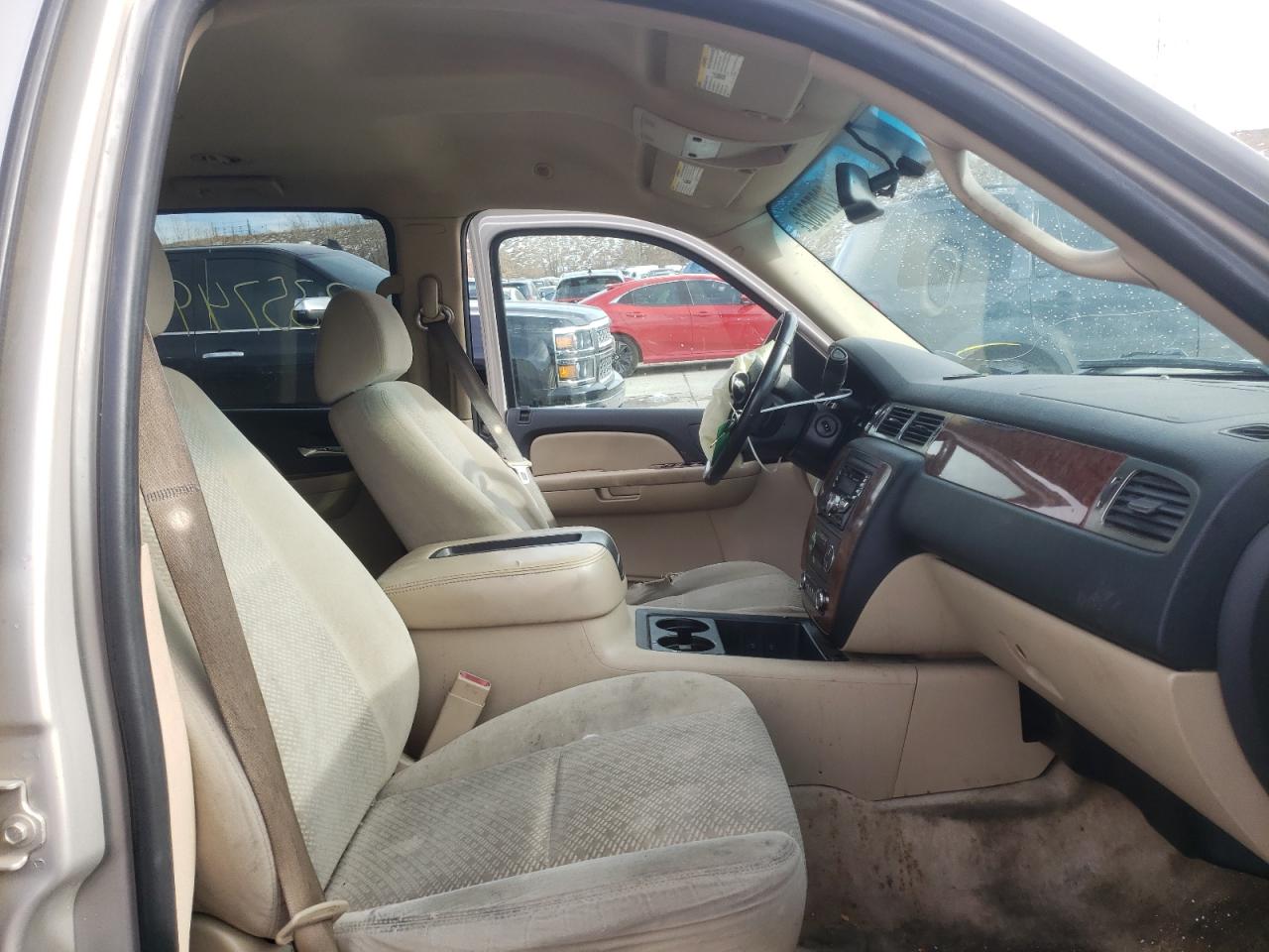Photo 5 from auction – 2007 CHEVROLET SUBURBAN C with VIN 1GNFC16097J214835